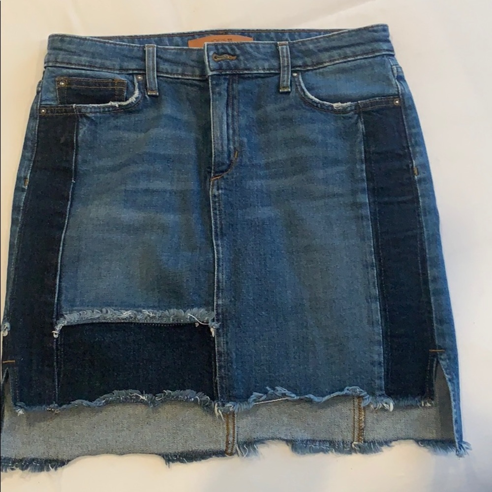 JOE’s DENIM SKIRT SIZE 28